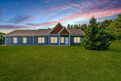 6300 Hazard Rd Road, House other with 4 bedrooms, 2 bathrooms and null parking in Fenton MI | Image 1