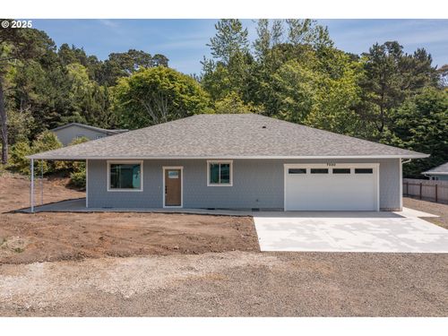 7320 Tanglewood Ave, Gleneden Beach, OR, 97388-2019 | Card Image