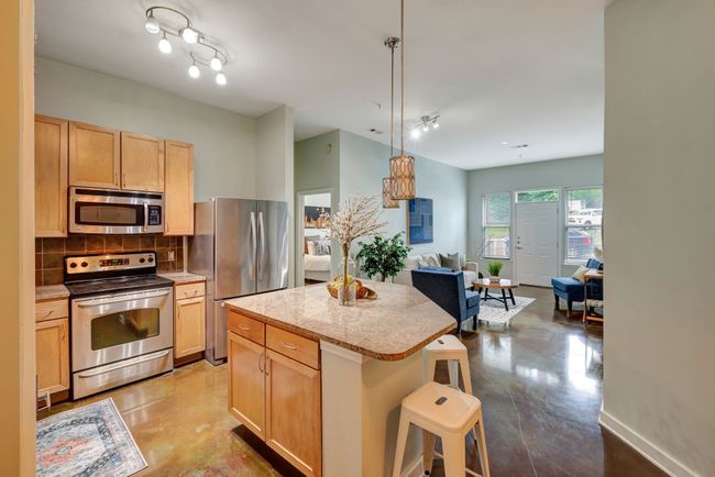 APT-111 - 3000 Vanderbilt Pl, Condo with 2 bedrooms, 2 bathrooms and 2 parking in Nashville TN | Image 4