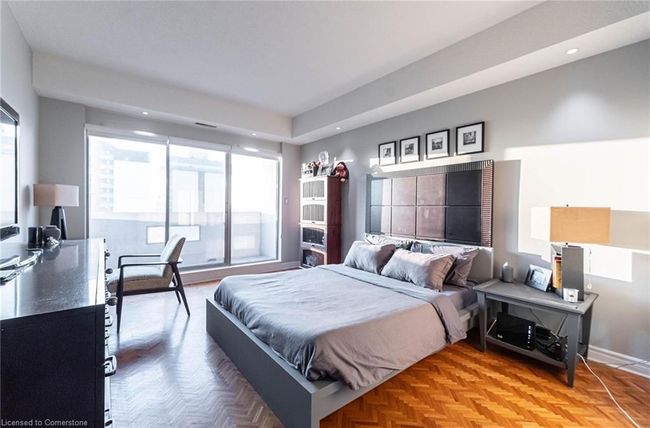 1703 - 67 Caroline St S, House attached with 2 bedrooms, 2 bathrooms and 1 parking in Hamilton ON | Image 28