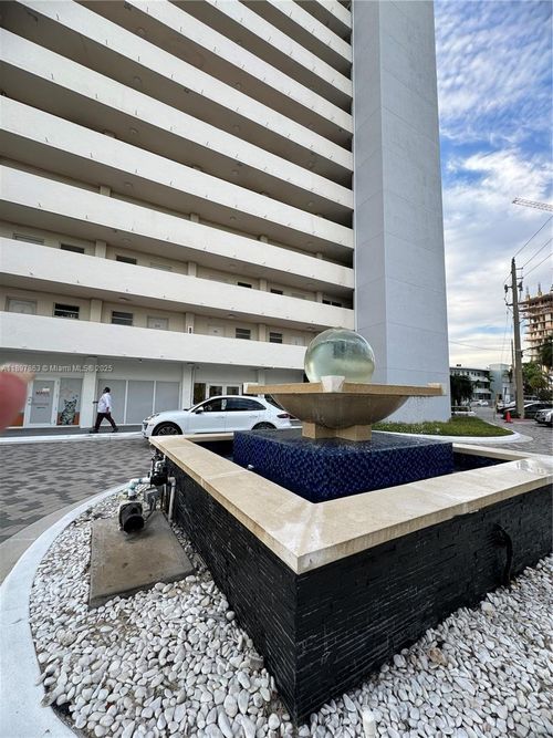 apt-1005-7904 West Dr, North Bay Village, FL, 33141-5534 | Card Image