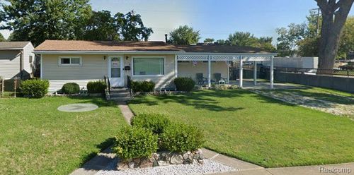 21237 Woodward St, Clinton Township, MI, 48035-3589 | Card Image