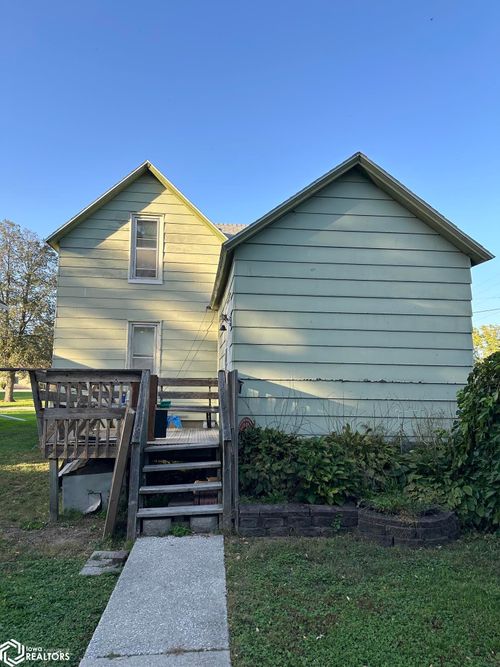 422 Se 2nd Street, Eagle Grove, IA, 50533 | Card Image