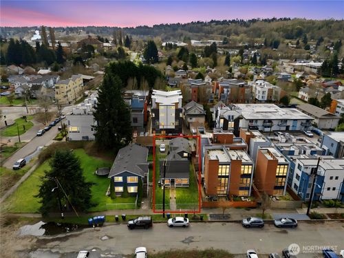 547 S Sullivan Street, Seattle, WA, 98108 | Card Image