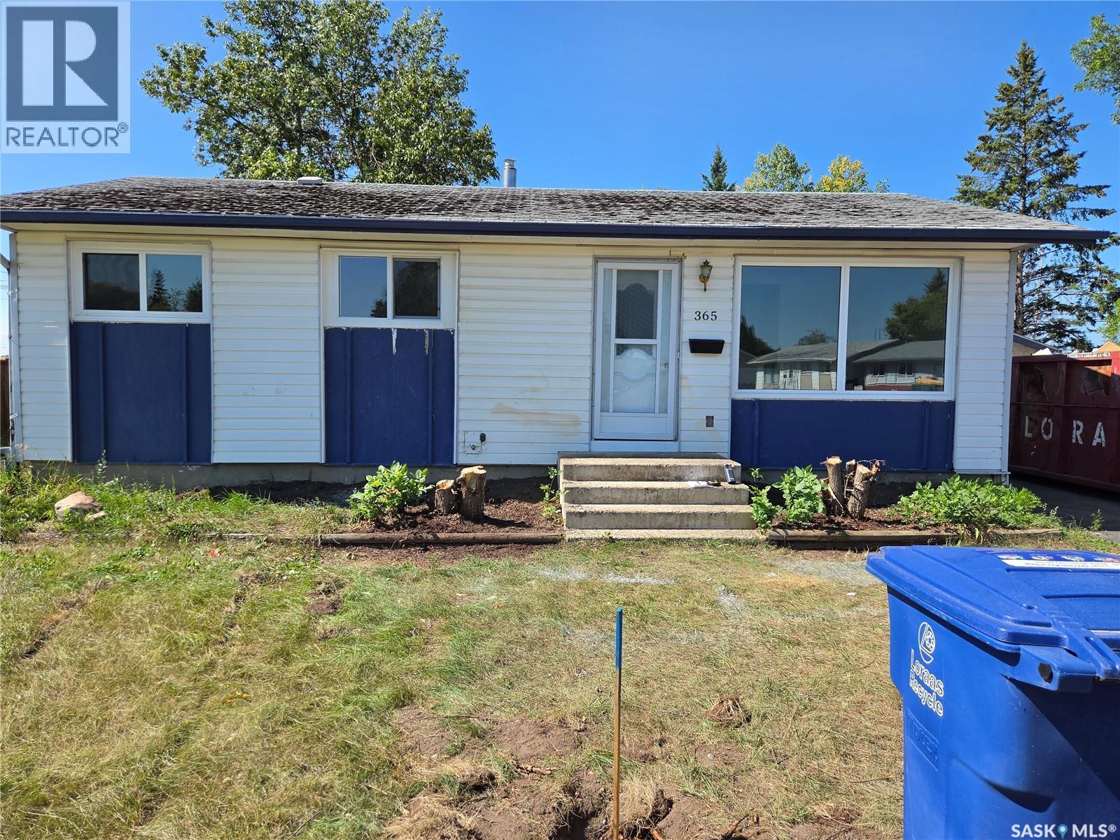 Residential in Battleford