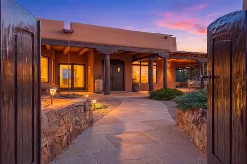 8 S Star Gazer Road, Santa Fe, NM, 87506 | Card Image