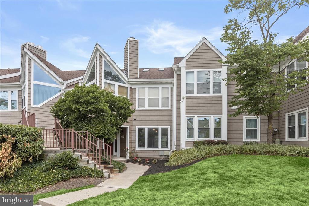Stony Creek Ln, Ellicott City, MD 21043