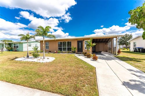4568 Grobe St, North Port, FL, 34287-1952 | Card Image