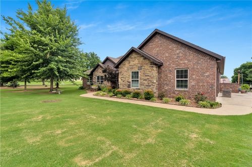 460 Viney Grove Rd, Prairie Grove, AR, 72753-2513 | Card Image
