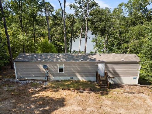 586 N Ruth Walker Rd, Waterloo, SC, 29384-4722 | Card Image