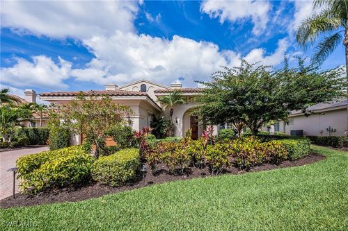 2929 Gardens Blvd, NAPLES, FL, 34105-5694 | Card Image