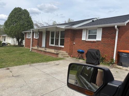 15 Strassbourg Rd, Clarksville, TN, 37042-4085 | Card Image