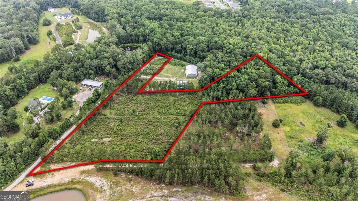 Land in Richmond Hill
