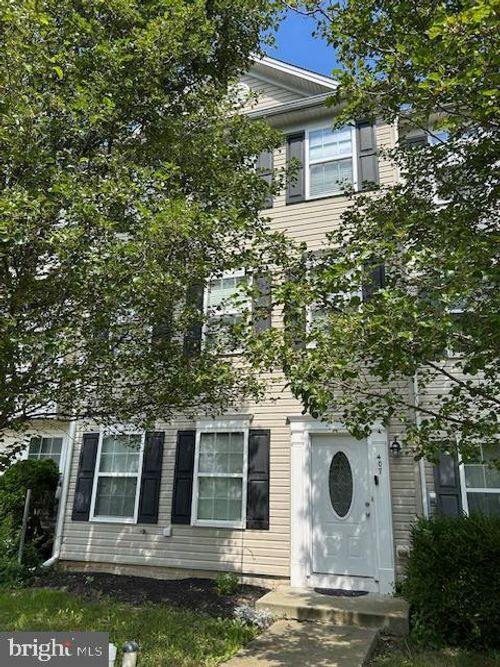 407 Dickens Dr, LANCASTER, PA, 17603-8868 | Card Image