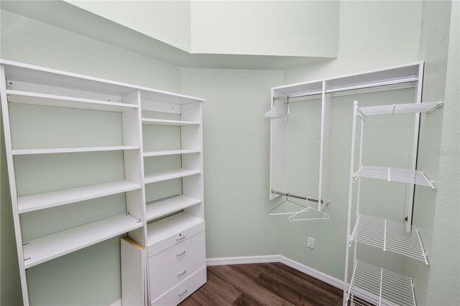 16804 Hawkridge Rd, House other with 4 bedrooms, 2 bathrooms and null parking in Lithia FL | Image 30