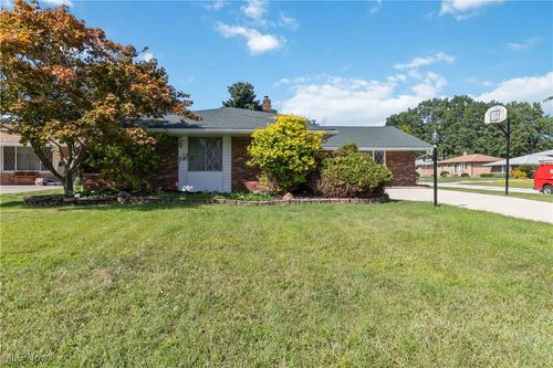 11914 Tucson Dr, Parma, OH, 44130-1843 | Card Image