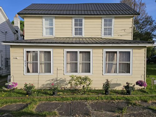 633 Blackwater Ave, Davis, WV, 26260-7714 | Card Image