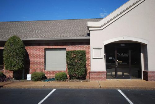 172 W University Pkwy, Jackson, TN, 38305-1622 | Card Image