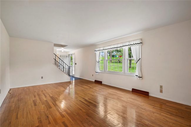 100 Laurel Hill Dr, House other with 4 bedrooms, 3 bathrooms and 2 parking in Pine Twp - NAL PA | Image 5