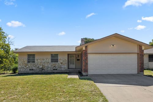 2124 Stonehenge Dr, Garland, TX, 75041-2615 | Card Image
