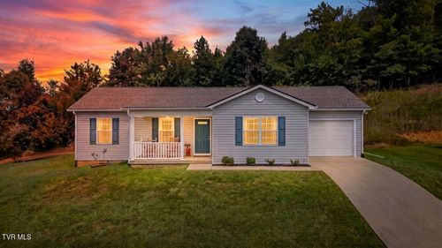 2318 Serenity Ct, Kingsport, TN, 37665-1464 | Card Image