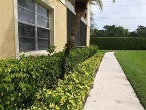 303-1227 Sw 46th Ave, Pompano Beach, FL, 33069-0907 | Card Image