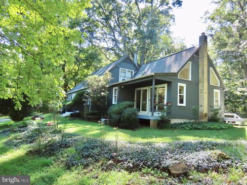 55 Mill Hill Rd, Huntly, VA, 22640-3009 | Card Image