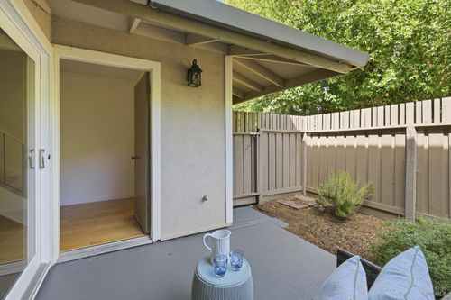 245 Roundtree Way, San Rafael, CA, 94903 | Card Image