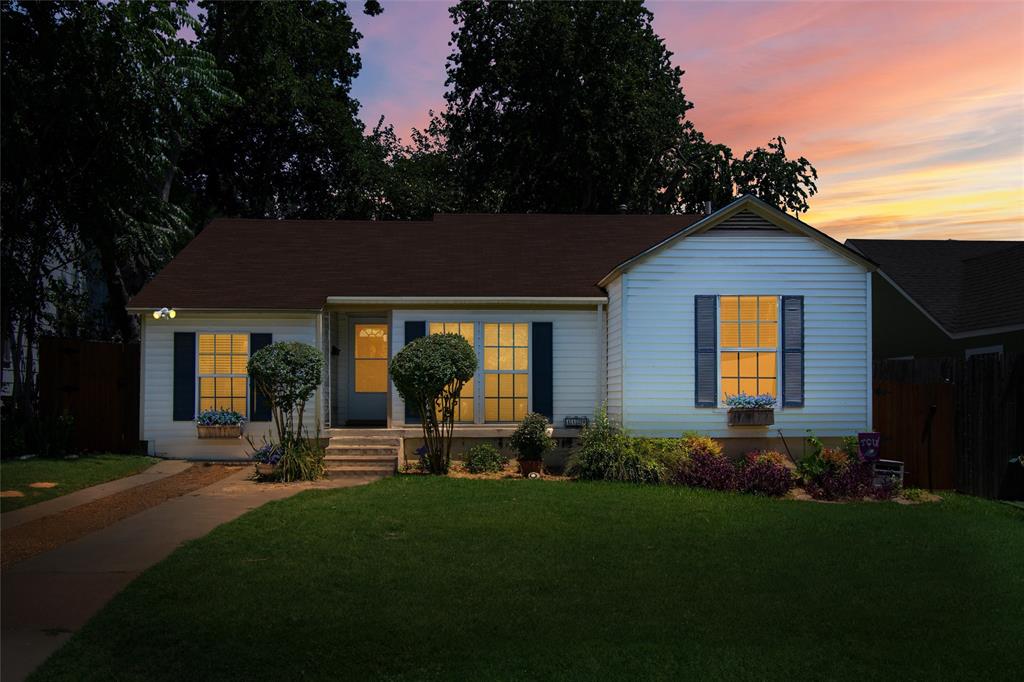Lovell Ave, Fort Worth, TX 76107
