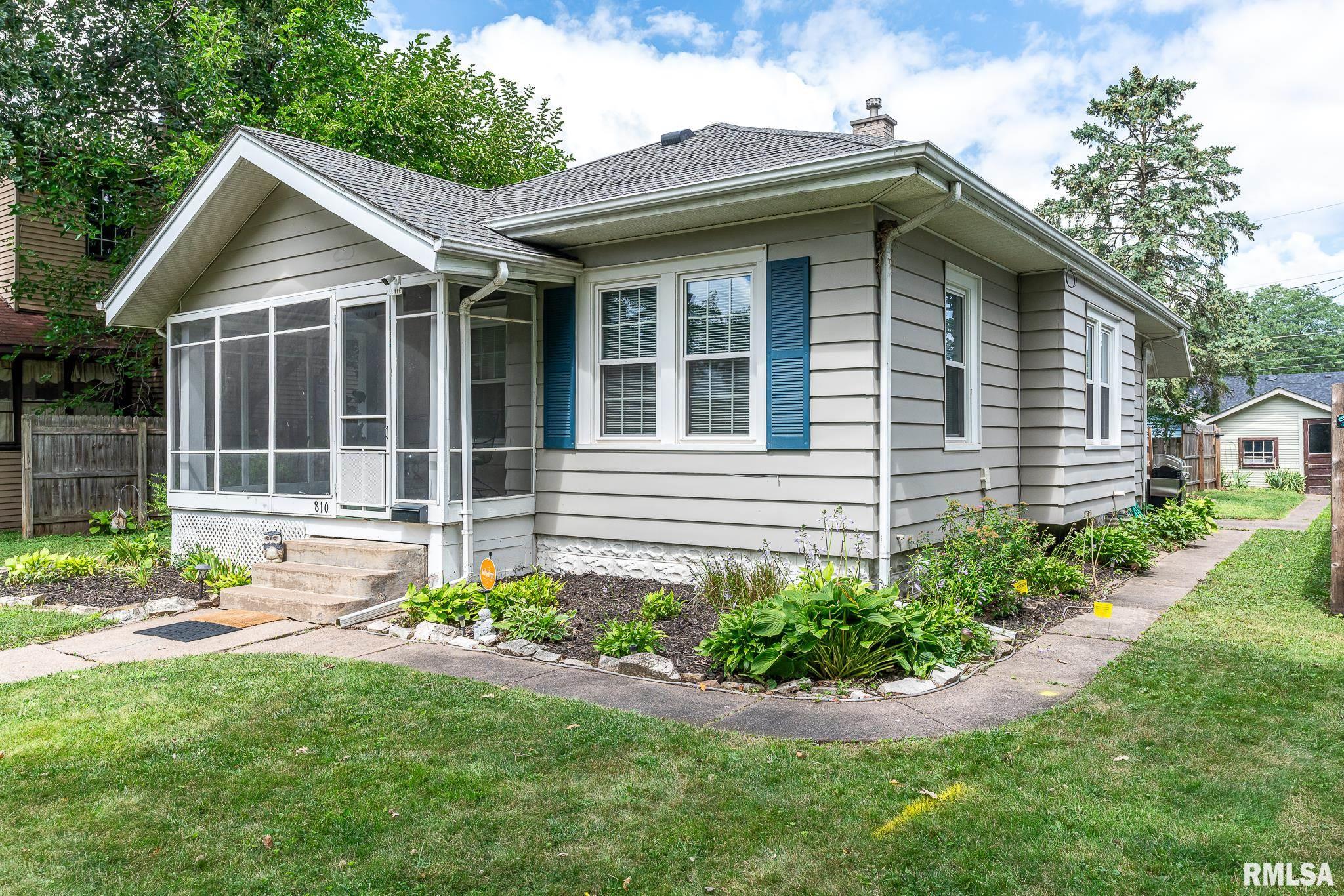 Brown St, Bettendorf, IA 52722