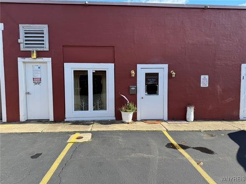 586 Main #2 Street, Aurora, NY, 14052 | Card Image
