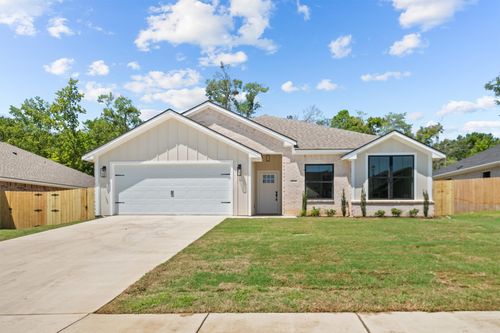 16310 Crossing Cir, Lindale, TX, 75771-1480 | Card Image