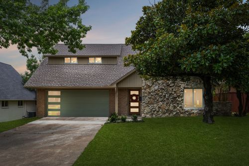 10517 Wyatt St, Dallas, TX, 75218-2356 | Card Image