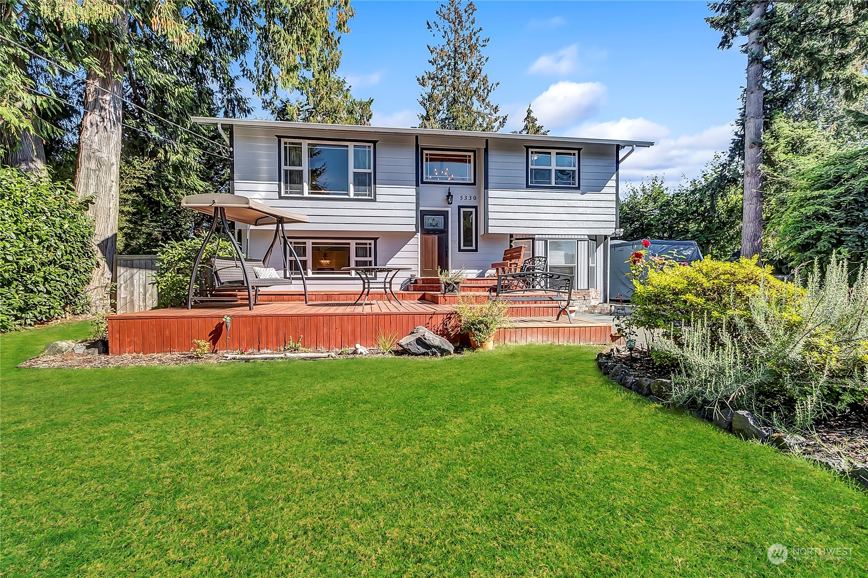 Vista Dr, Bonney Lake, WA 98391