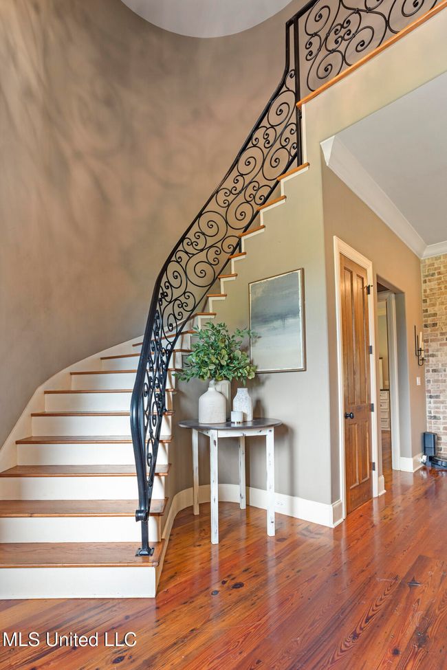 430 Johnstone-19 | Image 10