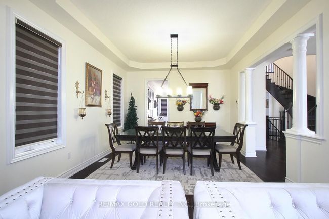14 Ladbrook Cres, House other with 7 bedrooms, 5 bathrooms and 4 parking in Brampton ON | Image 8