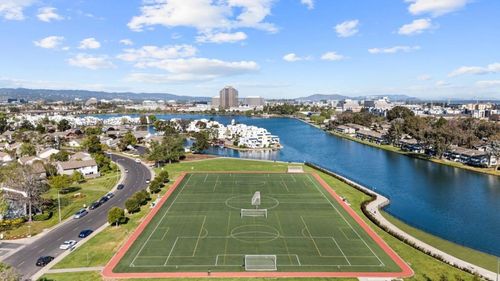 817 Peary Ln, Foster City, CA, 94404-2918 | Card Image