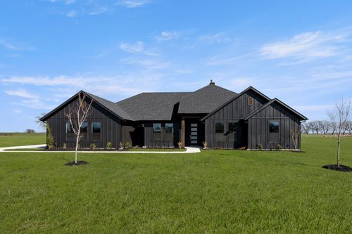 2301 Maywood Ln, Palmer, TX, 75152-8143 | Card Image