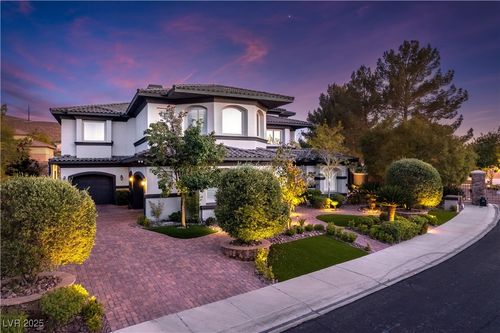 2 Yorkridge Ct, Henderson, NV, 89052-6695 | Card Image