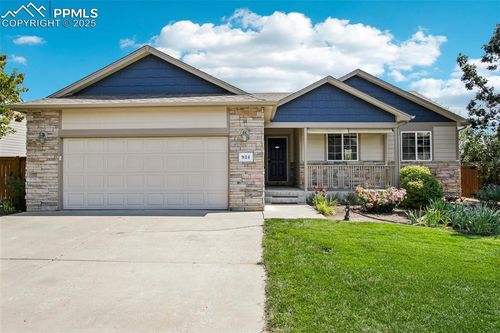 934 Cliffrose Way, Severance, CO, 80550-2988 | Card Image