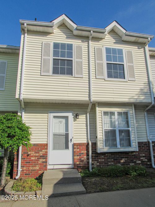 127 Meli Ln, Jackson, NJ, 08527-2372 | Card Image