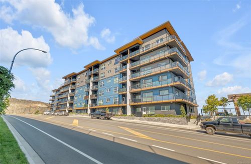 203-2465 Gateway Rd, Victoria, BC, V9B6R1 | Card Image