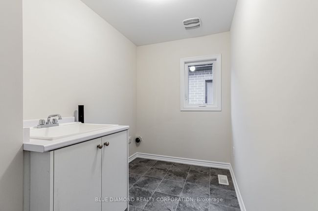 1463 Wellwood Terr, House other with 4 bedrooms, 5 bathrooms and 2 parking in Milton ON | Image 27