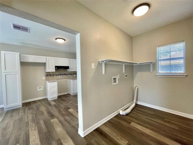 305 N Ave A | Image 14