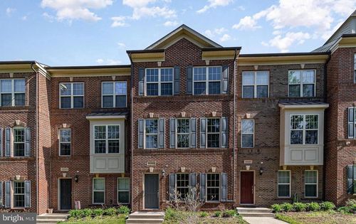 15993 Marsh Pl, HAYMARKET, VA, 20169-2734 | Card Image