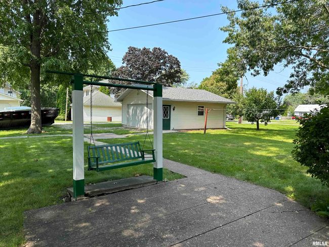 212 S Broadway St, House other with 4 bedrooms, 2 bathrooms and null parking in Stronghurst IL | Image 34