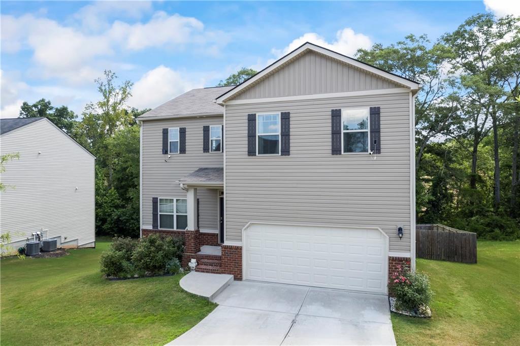 Cragston Dr, Winder, GA 30680