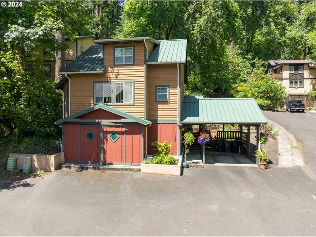 1650 Leatherwood Dr, House other with 3 bedrooms, 3 bathrooms and 1 parking in Eugene OR | Image 29