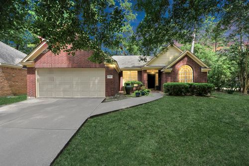 70 N Lace Arbor Dr, The Woodlands, TX, 77382-1200 | Card Image