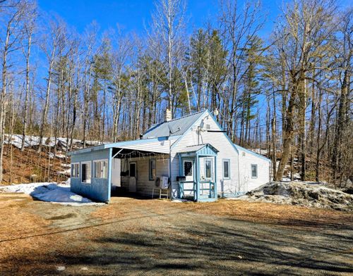 372 River Road, Avon, ME, 04966 | Card Image